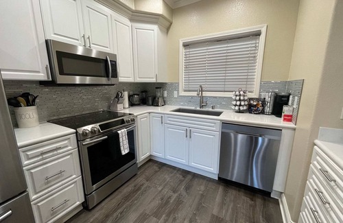 Santa Clara Apartment | Chic 2BR W/balcony, GREAT location 2FREEParking