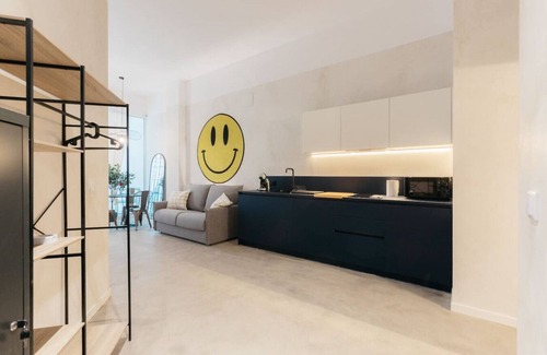 Benimaclet Apartment | Chic and Cozy Stay in Valencia