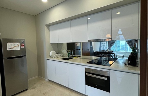 Kuala Lumpur City Centre Apartment | Chic building with 2 bedrooms and WiFi, AC in vibrant Kuala Lumpur