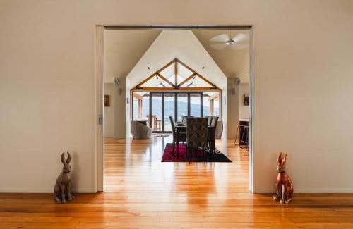 Bendigo House | Chinamans Ridge on Chinamans Terrace - Bendigo, Tarras - Central Otago