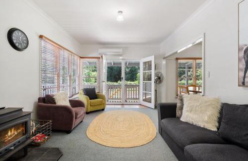 Wandiligong House | Chinese Whispers