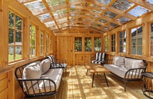 Chippewa Lake House | Chippewa Bluffs Resort Combined 4BR 4BA Cabins