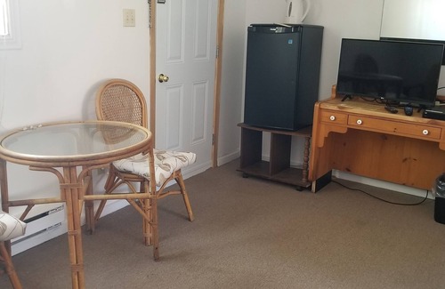 Edgetts Landing Cottage | Chocolate River Cottages - Chocolate River 1 Bedroom Cottage No. 2