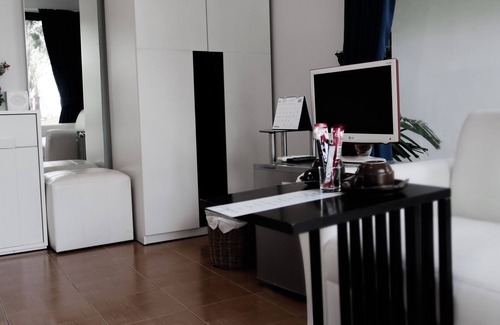 Laem Phak Bia Hotel | Chomtalay Resort at Had Chaosamran Beach