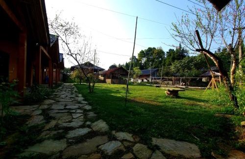 Quan Ba House | Chook Bungalow