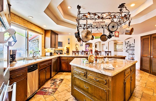 San Clemente House | CHRISTMAS BLOWOUT SPECIAL Dec-Jan ~ 599 wkdy/699 wknd ~No other discounts apply!
