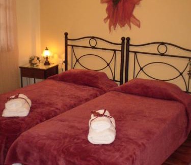 Perama House | Chrysoula's Guests