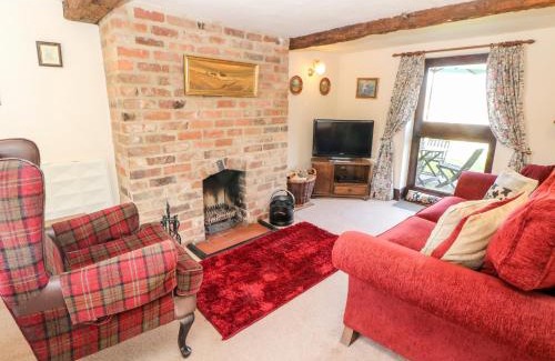 Darley Moor House | Church Farm Cottage