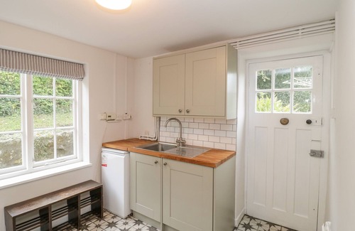 Ebbesborne Wake Cottage | Church View