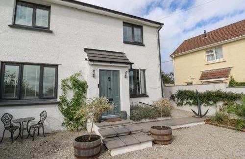 Illogan House | Cinders Loft