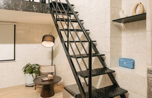 Trang Tien Apartment | City Center Home - 2 minutes to Hoan Kiem Lake, near Old Quarter, Trang Tien