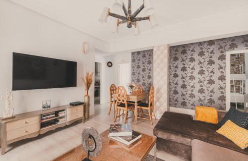 Palos de la Frontera Apartment | City Deluxe Apartment- Alquiler corta duración