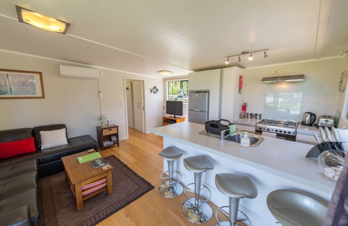 Rotorua Bed & Breakfast | City Lights Boutique Lodge