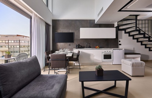 Heraklion House | City Lion by Semavi