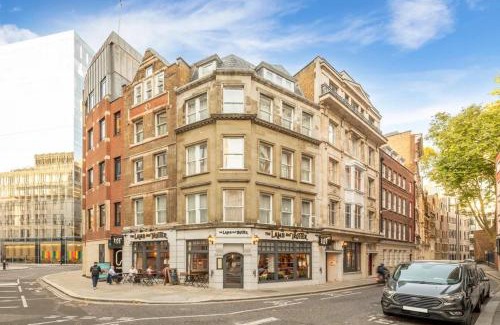 Aldersgate Apartment | City LUX Apartment