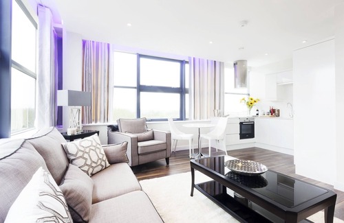 Central Milton Keynes Apartment | City Stay Apartments - Centro