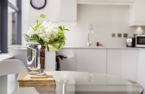 Central Milton Keynes Apartment | City Stay Apartments - Centro