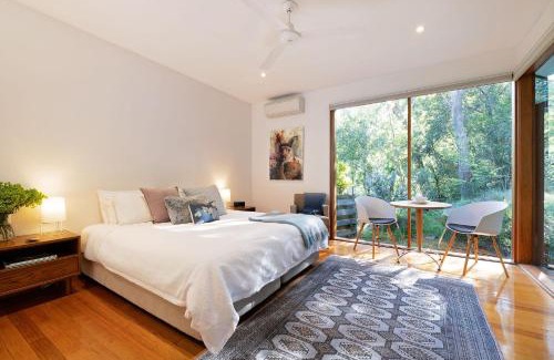 Aldgate Bed & Breakfast | Cladich Pavilions Bed and Breakfast