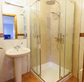 Tuamgraney Bed & Breakfast | Clareville House B&B