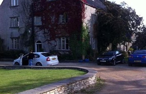 Keynsham Bed & Breakfast | Claridges B&B