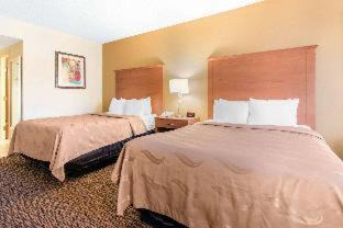 Shippensburg Hotel | Clarion Hotel & Suites University-Shippensburg