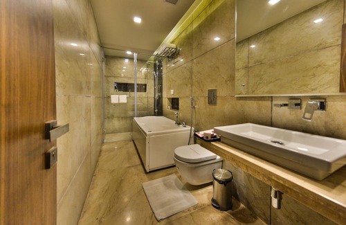 Srinagar Hotel | Clarks Inn Srinagar