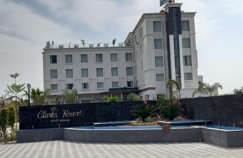 Bhinai Resort | Clarks Resort Bandanwara