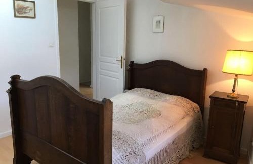 Verdun Apartment | Classé 2 étoiles - 3 chambres - Appartement Douillet au bord du Quai De Londres dans le cœur de la ville de VERDUN - Géré par Presta-Zen'Services