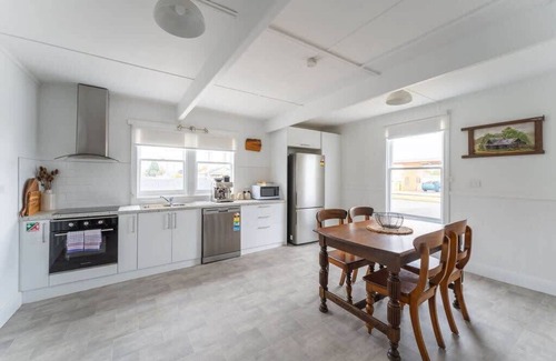 Latrobe House | Classic 1800s Charmer with WiFi and Parking