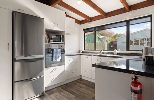 Dunedin House | Classic Kiwi Bach with a modern touch