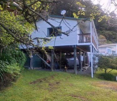 Tapu House | Classic Kiwi Beach Batch