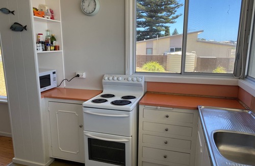 Para Wurlie House | Classic Shack - Absolute Beachfront. Winter off peak special!