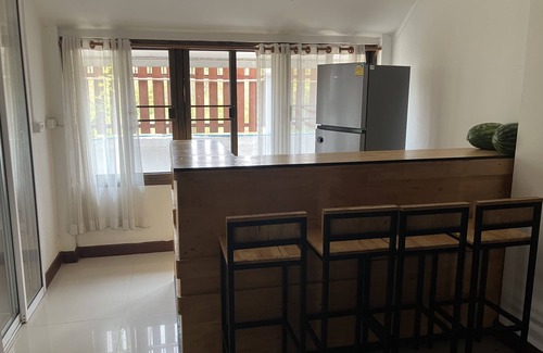 Pa Daet House | Classic Thai Healing Home near the airport