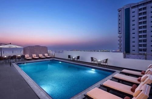 Al Seer Apartment | Classic Two Bedroom Suite Near RAK Expo Centre