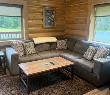 Seward House | Clear creek cabin