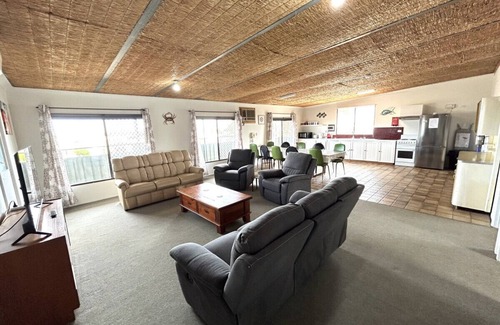 Port Victoria Apartment | Clearview Shack - Entire Home in Port Victoria