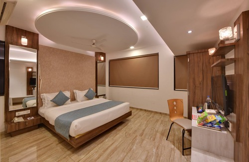 Jamnagar Hotel | Click Hotel By Suba