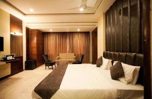 Shimoga Hotel | CLIFF EMBASSY BANQUET AND SUITEs