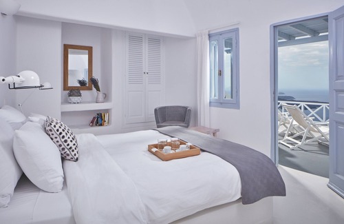 Firostefani Hotel | Cliff Side Suites