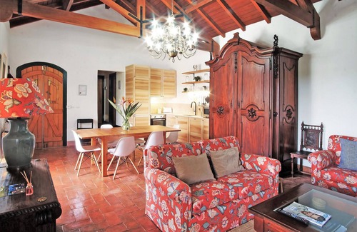 Santana Villa | Close to SESIMBRA, tranquility, swimming pool, terrace, gardens, 10 min from the beach