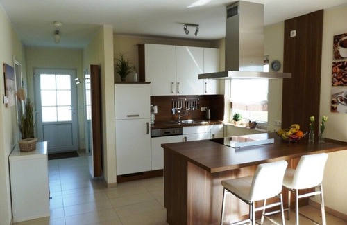 Juliusruh House | Close to the beach, loving u. romant. Thatched Cottage on the Breeger Bodden, fireplace, Wi-Fi incl