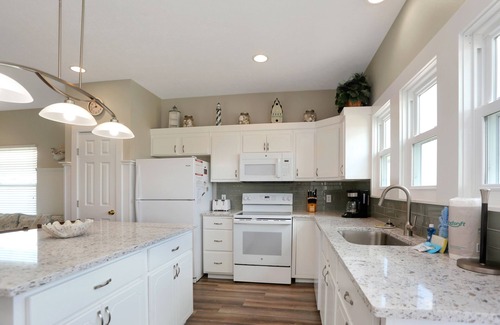 Port St. Joe House | Close To The Beach, Community Pool, Plenty of Room ~ The Shore House