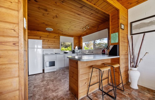 Yanakie Cottage | Closest accommodation to Wilsons Promontory National Park 500m from the entrance