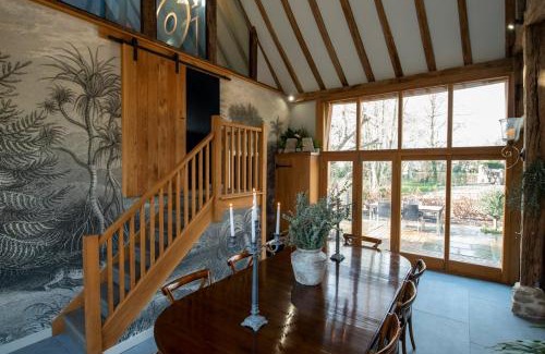 Smarden House | Cloth Worker's Barn