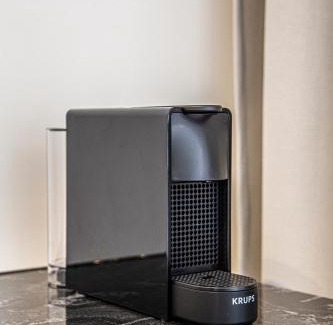 Dordrecht Apartment | Cloud Nine - romantic & design app in city center!