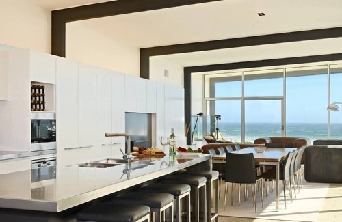 South Bruny House | Cloudy Bay Beach House ~ breathtaking location!