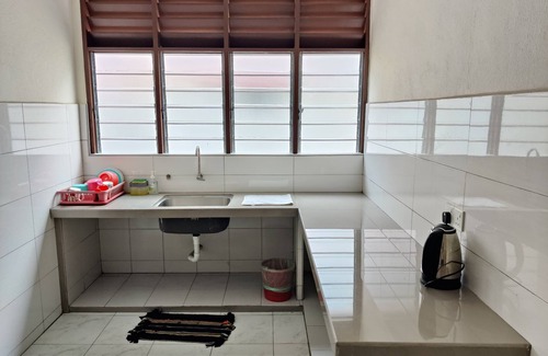 Central Seberang Perai House | CLP Home near Sri Muniswarar Temple 2