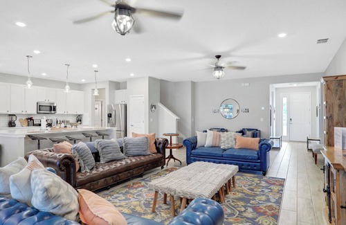 Kissimmee House | Club Walt 15 bed/16 bath + pool + hot tub +sleeps 34, Club Walt - Brand new 15 Bed/16 Bath with huge