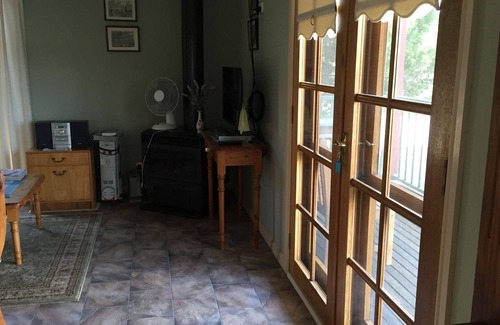 Clunes House | Clunes Cottages Clunes Victoria