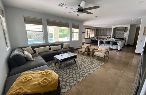 Orchards House | Coachella Villa - XL Pool and Spa - Big Outdoor Space - Resort-like Amenities